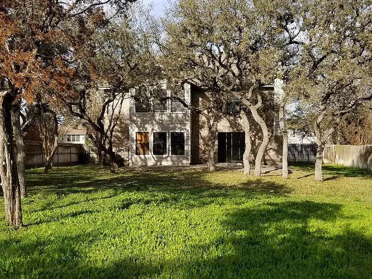 14234 Emerald Hill Dr — Photo 3