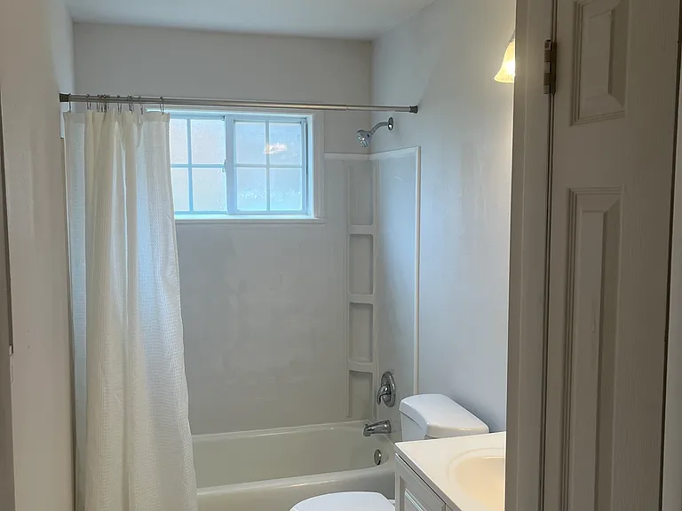 N84W15428 Menomonee Ave #1 — Photo 9