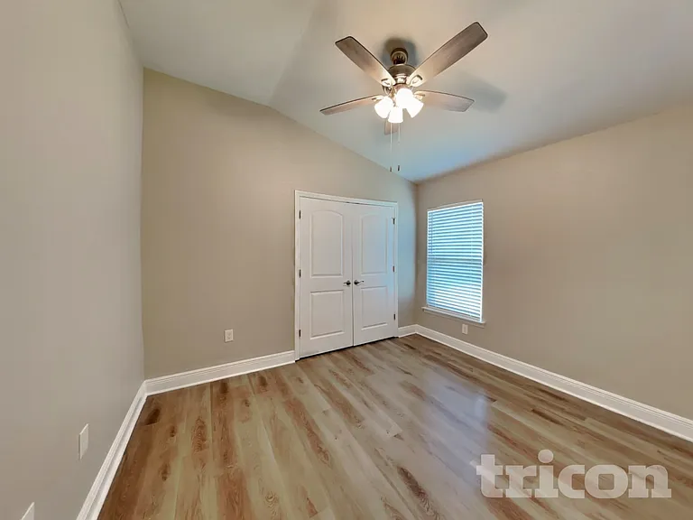 27076 Brook Forest Rd — Photo 13