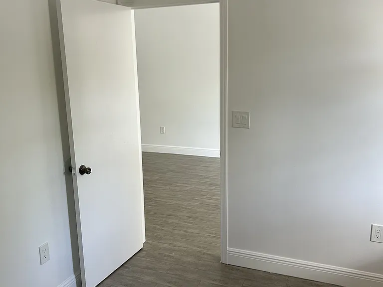 2650 SE 12th Pl #205 — Photo 10