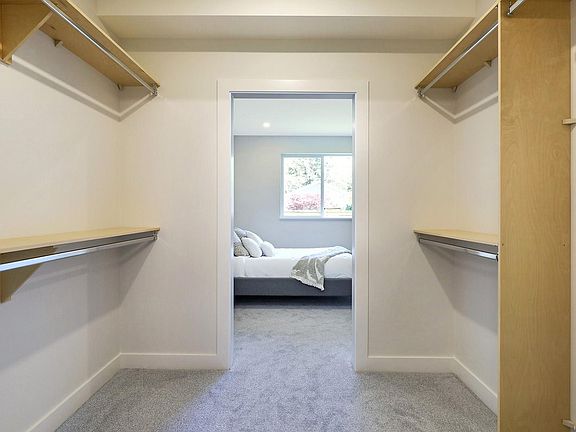5th image of 1505 Croation Rd #2