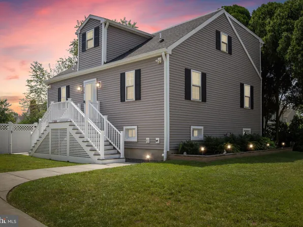 276 Morris Ave, West Deptford, NJ 08086