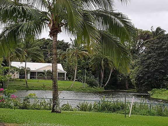 Beautiful Private Lake Lot.