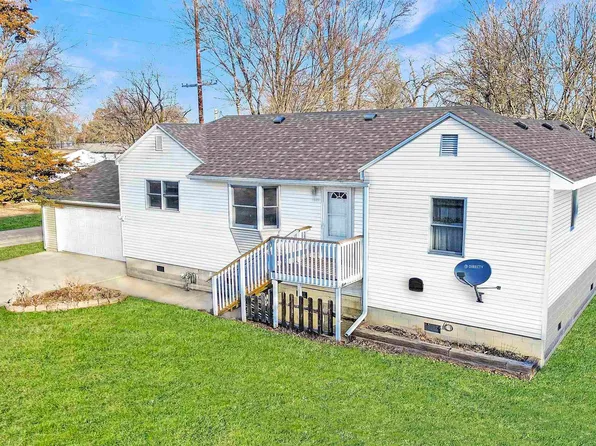 1120 Water St, New Hartford, IA 50660