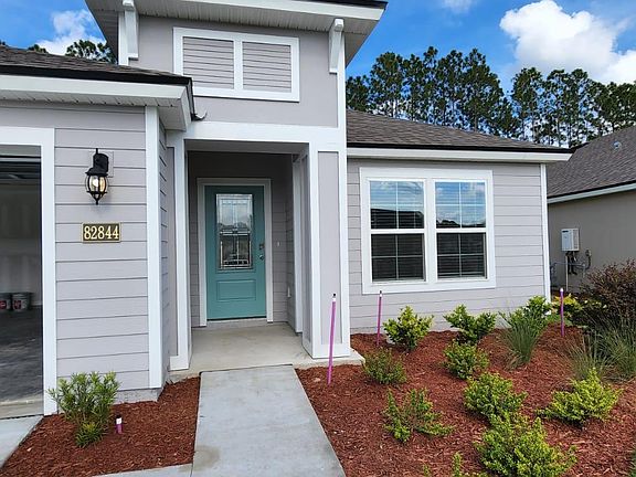 3rd image of 82844 Belvoir Ct