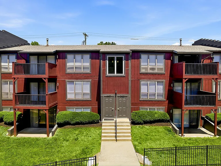 Eagles Eyrie Apartments