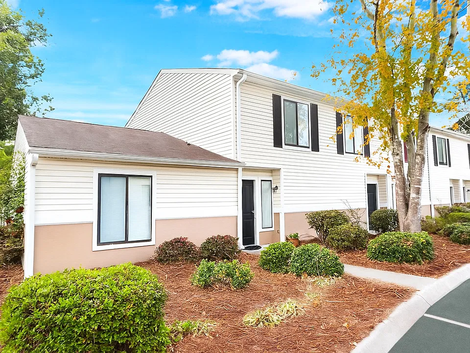 Harbor Station Townhomes