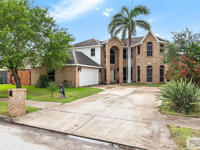 2784 Woodside — Photo 30