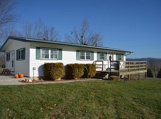 201 4th St, La Valle, WI 53941