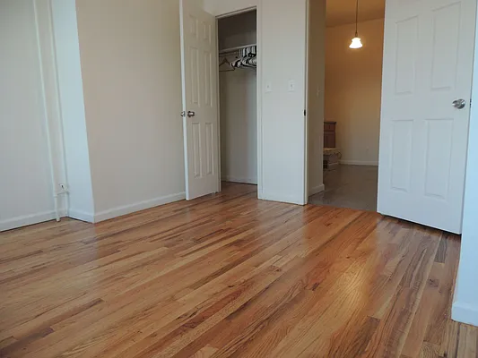 Rented by True Real Estate Group | media 17