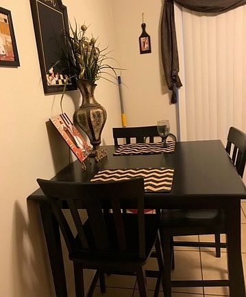 4th image of 2521 Pearl St APT 401