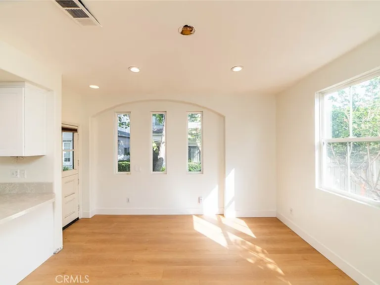 206 Garden Gate Ln — Photo 6
