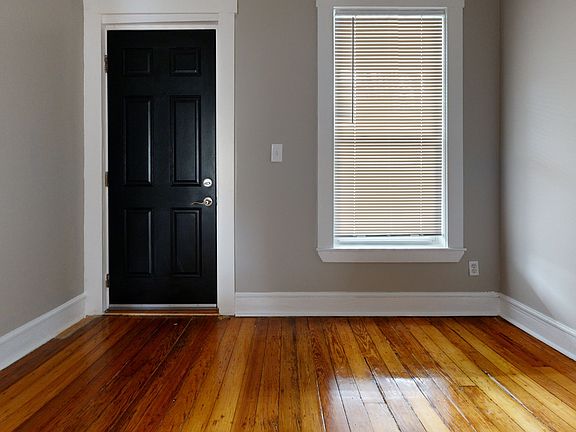 4th image of 46-48 Fuller St #46-2