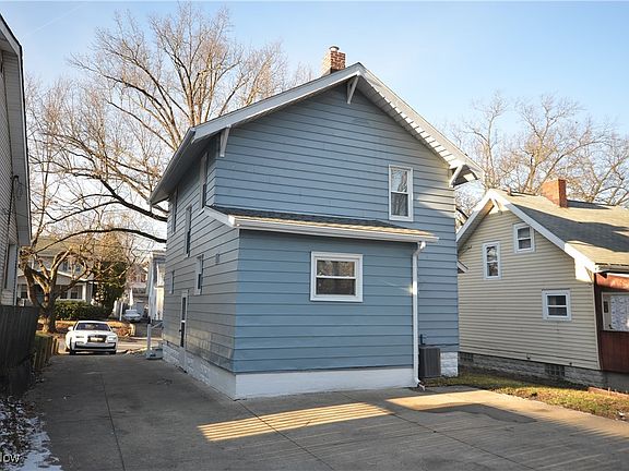 2nd image of 569 Eastland Ave