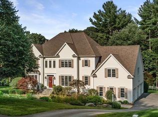 22 Falcon Ridge Dr, Hopkinton, MA 01748