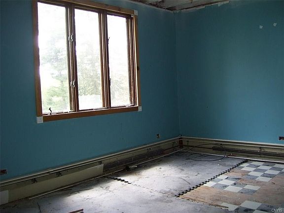 5th image of 75 W Genesee St