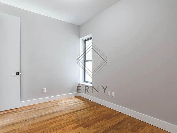 4th image of 228 New York Ave #2L