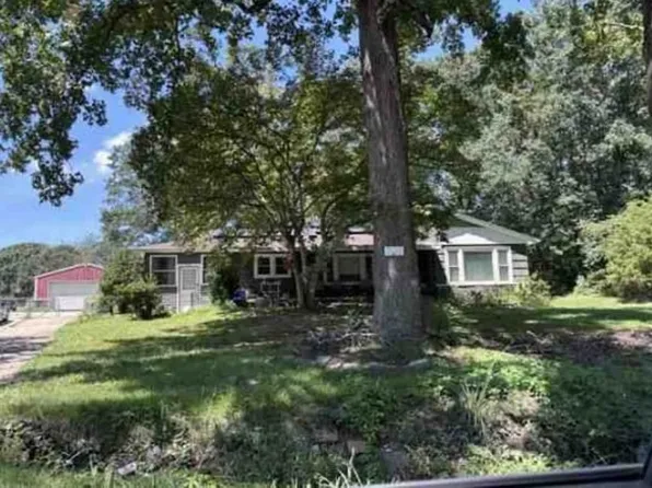 303 Wood Dr, Greer, SC 29651