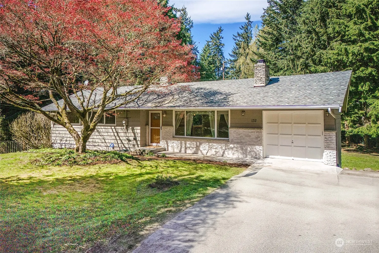 132 SW 207th Street photo 1