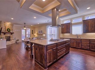 425 Chestnut Ln, Roanoke, TX 76262