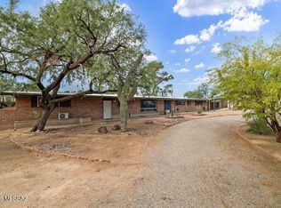 8072 E Mi Casita St, Tucson, AZ 85715