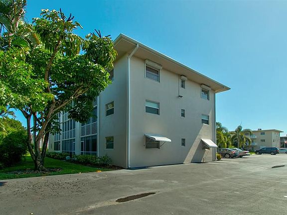 5th image of 2855 Garden Dr S APT 101