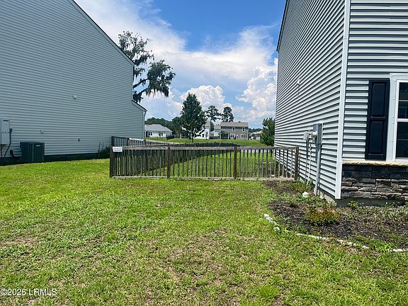 3rd image of 61 Keowee Lane