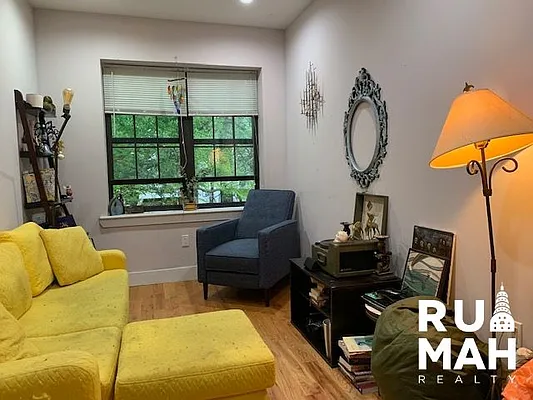 Rented by Rumah Realty Inc | media 5