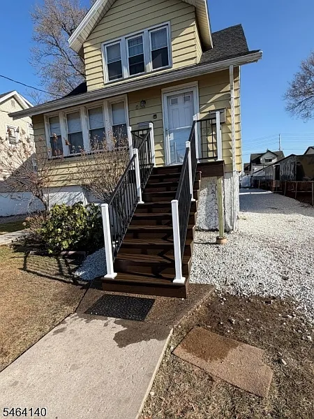 33 Prospect Ave