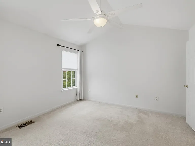 2449 Clover Field Cir — Photo 19