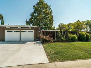 948 Brookgrove Ln, Cupertino, CA