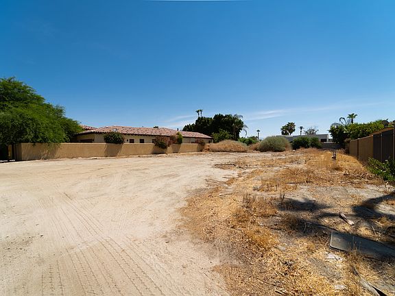 2nd image of 38760 Elmwood Dr