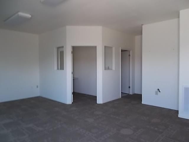 2nd image of 304 Lakeport Blvd