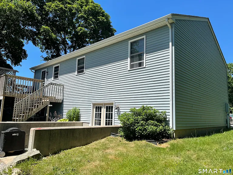 8 Wells Ave — Photo 6