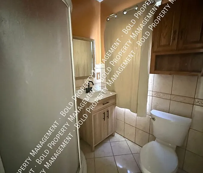 1047 Madison Ave — Photo 8