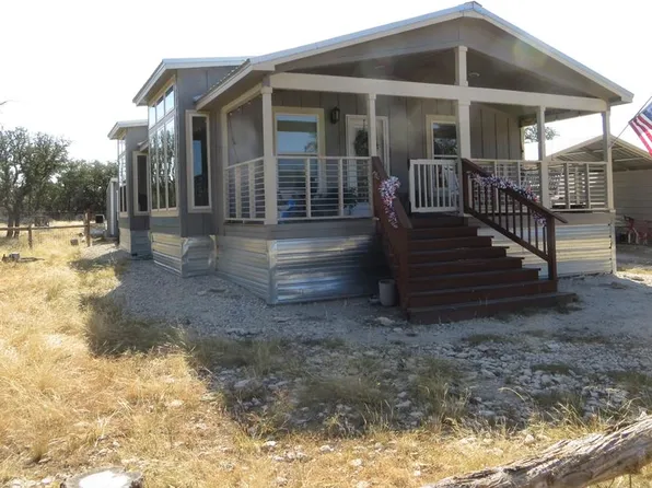 479 E Fm 479, Harper, TX 78631