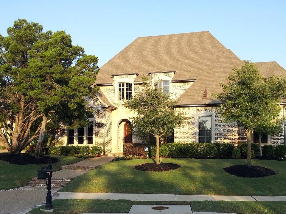 1st image of 933 Beverly Cir