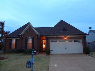 10201 New Well Trl, Memphis, TN 38016