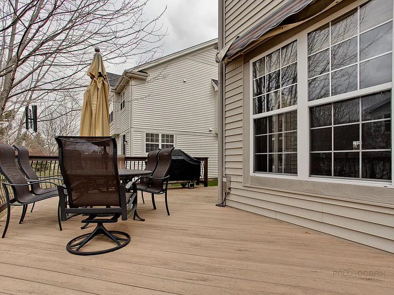 620 Geneva Ct — Photo 24