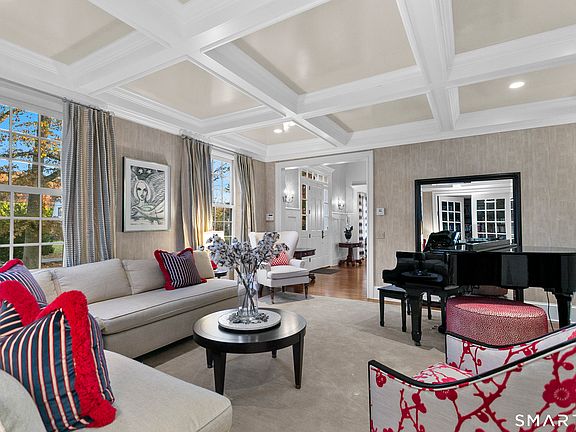 4th image of 13 Rockyfield Road