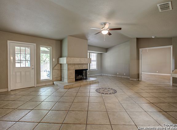 4th image of 5411 Vista Trl