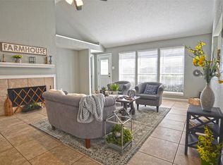 4743 Cavern Dr, Friendswood, TX 77546