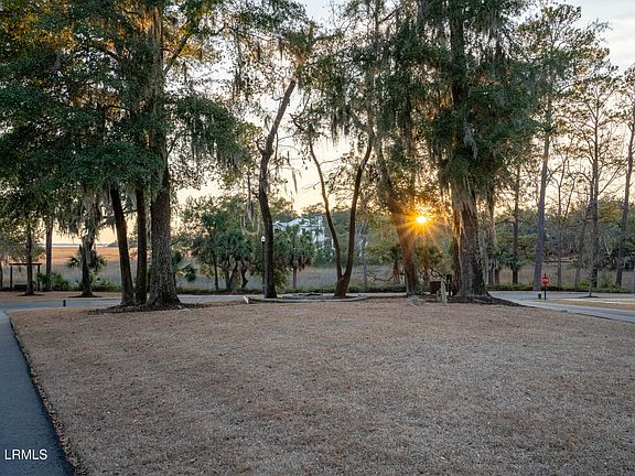 4th image of 21 Old Bethel