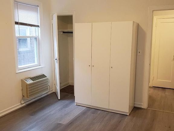 4th image of 31-62 32nd St #2