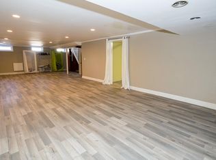 393 N Farview Ave, Paramus, NJ 07652