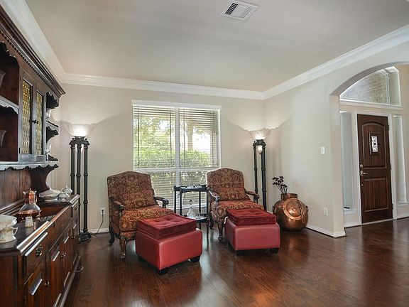 4th image of 26029 Kingshill Dr