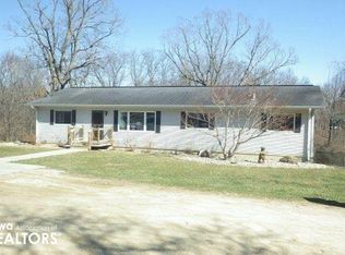 13252 Y Camp Rd, Burlington, IA 52601