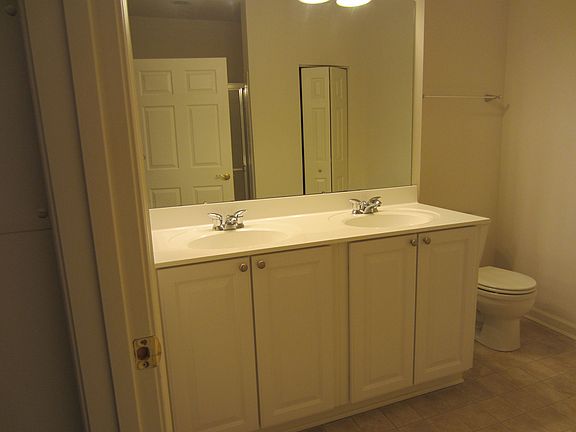 3rd image of 1110 Spalding Dr Unit 80