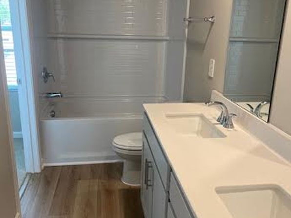 1038 Winding Spring Dr, Mebane, NC