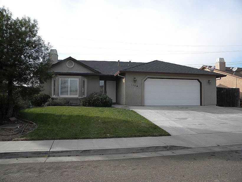 1st image of 1304 Donita Dr